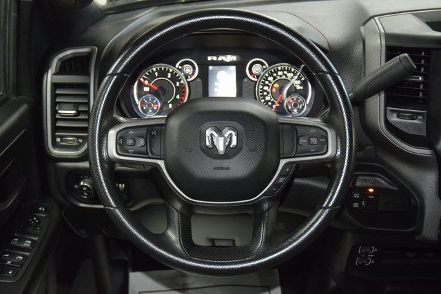 2024 Ram 5500 Chassis Cab 5500 CREW 4X4 * CUMMINS * NEW 9' CM FLATBED W/ GOOSE & BOXES - 22932177 - 27