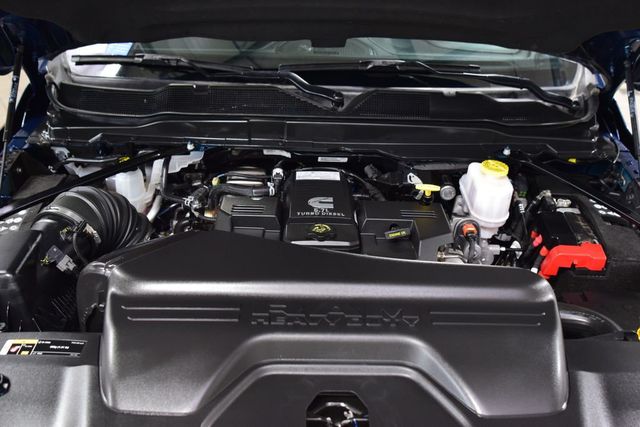 2024 Ram 5500 Chassis Cab 5500 CREW LIMITED 4X4 * CUMMINS * 9' ALUMINUM FLATBED * LOADED - 23060301 - 18