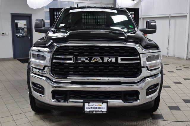 2024 Ram 5500 Chassis Cab 5500 REG CAB SLT 4X4 * CUMMINS * NEW 16' PLATFORM BED - 22937154 - 1