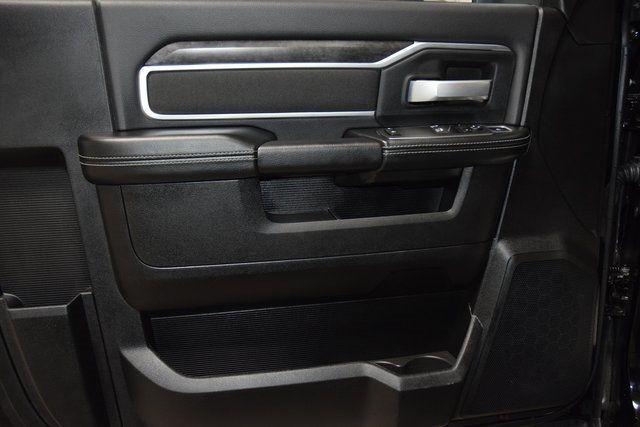 2024 Ram 5500 Chassis Cab 5500 REG CAB SLT 4X4 * CUMMINS * NEW 16' PLATFORM BED - 22937154 - 42