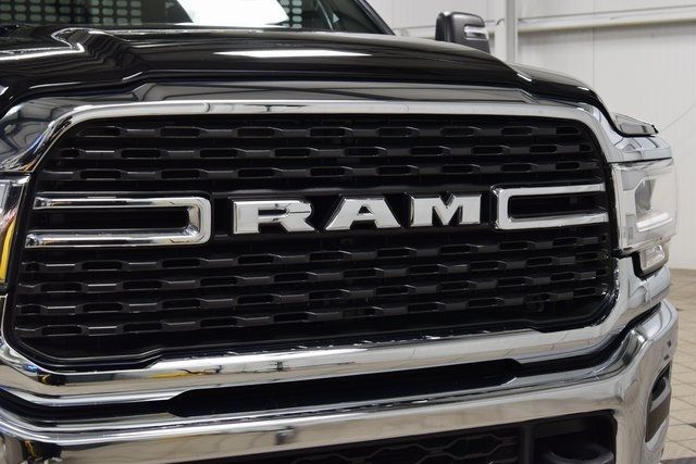 2024 Ram 5500 Chassis Cab 5500 REG CAB SLT 4X4 * CUMMINS * NEW 16' PLATFORM BED - 22937154 - 4