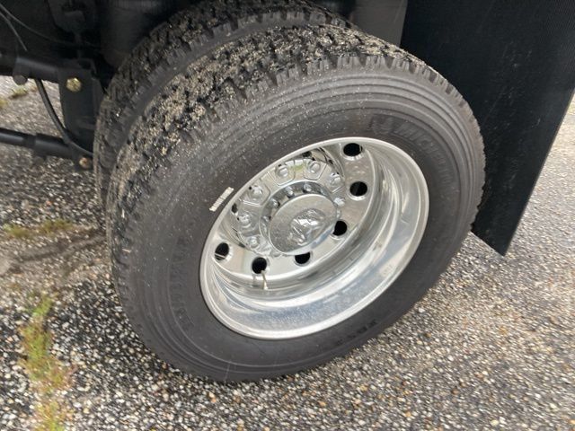 2024 Ram 5500 Chassis Cab Limited 4x4 Crew Cab 84" CA 197.4" WB - 22947183 - 11