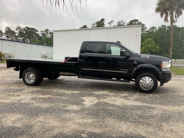 2024 Ram 5500 Chassis Cab Limited 4x4 Crew Cab 84" CA 197.4" WB - 22947183 - 1