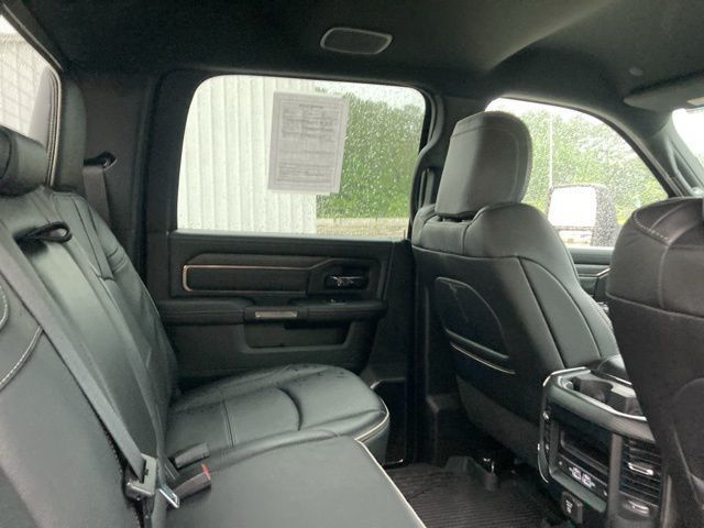 2024 Ram 5500 Chassis Cab Limited 4x4 Crew Cab 84" CA 197.4" WB - 22947183 - 23