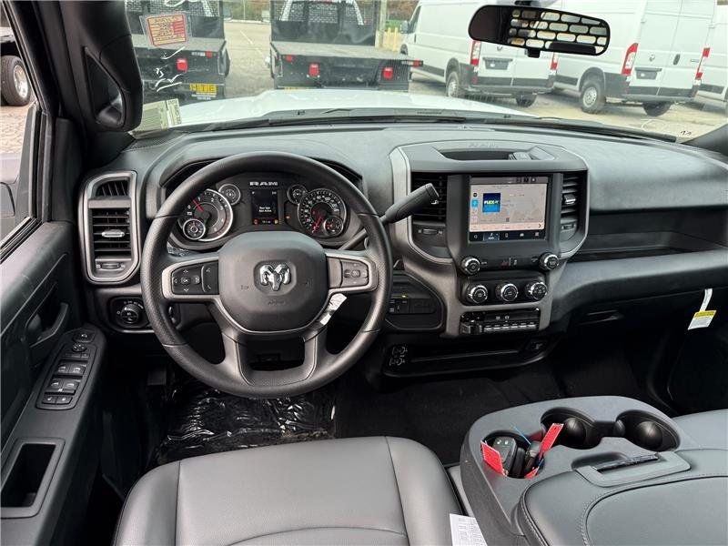 2024 Ram 5500 Tradesman SLT Laramie Limited photo 3