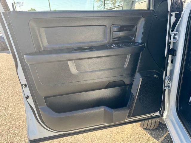 2024 Ram 5500 Chassis Cab Tradesman 4x4 Crew Cab 84" CA 197.4" WB - 22993164 - 9