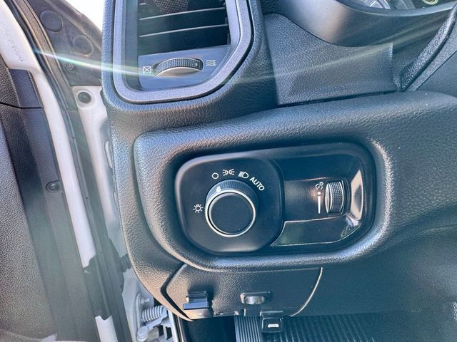 2024 Ram 5500 Chassis Cab Tradesman 4x4 Crew Cab 84" CA 197.4" WB - 22993164 - 11