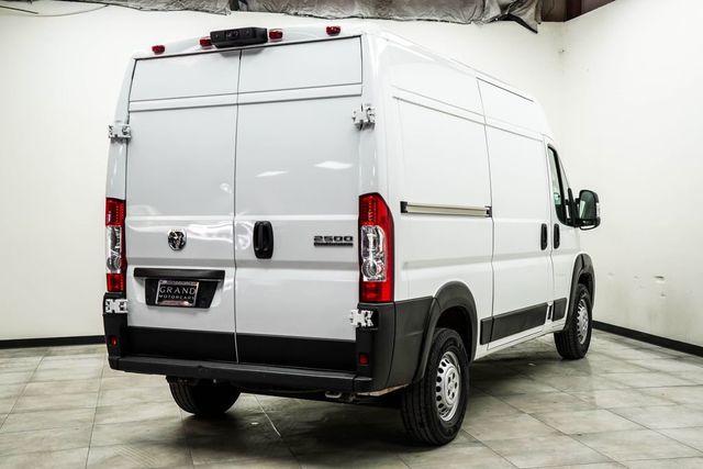 2024 Ram ProMaster Cargo Van High Roof - 23007646 - 11