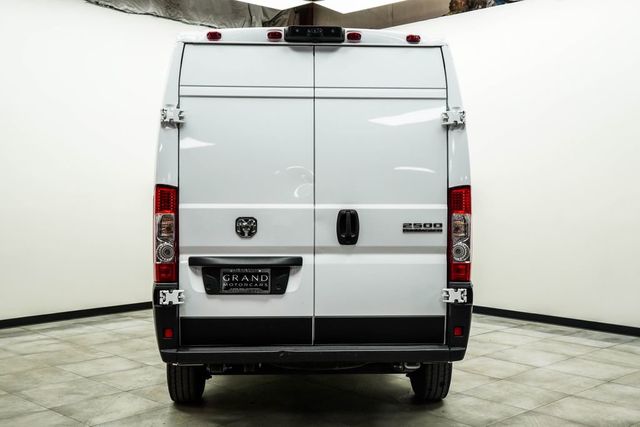 2024 Ram ProMaster Cargo Van High Roof - 23007646 - 8