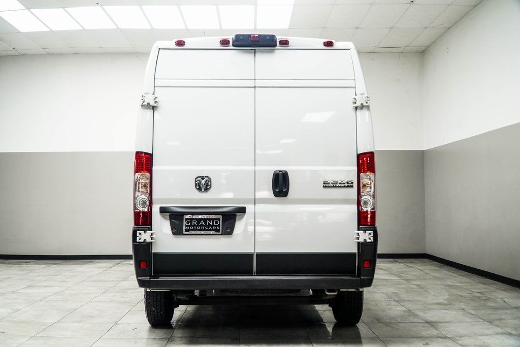 2024 Ram ProMaster 2500 photo 2