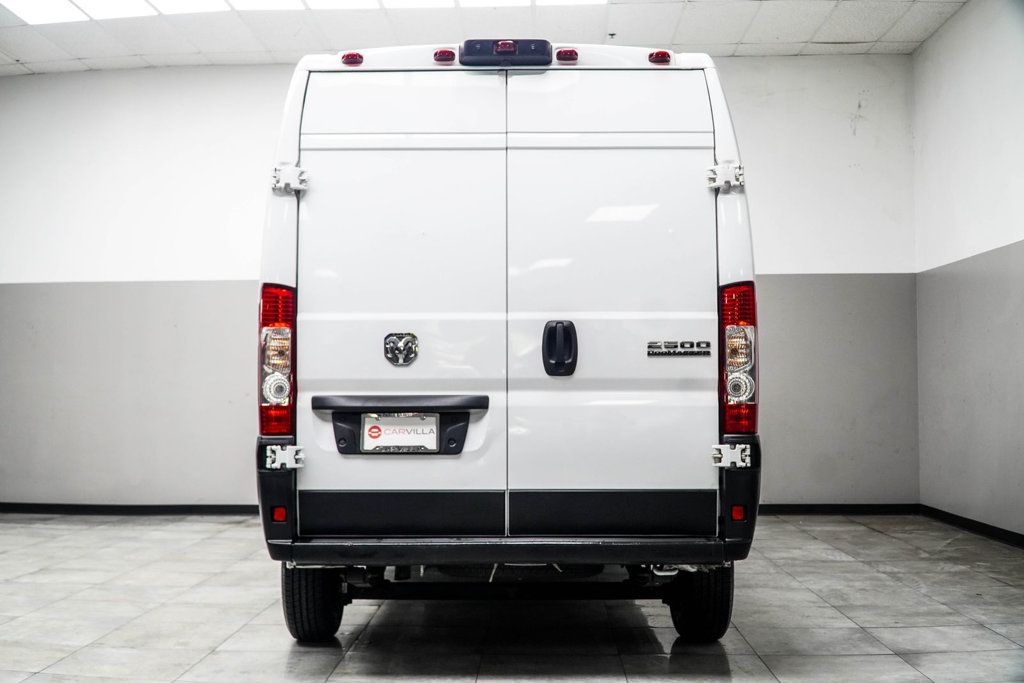 Ram Cargo Van photo 11