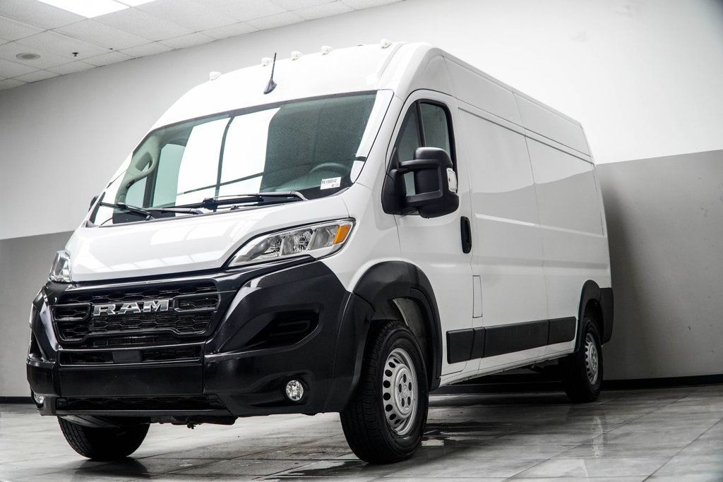 Ram Cargo Van photo 8