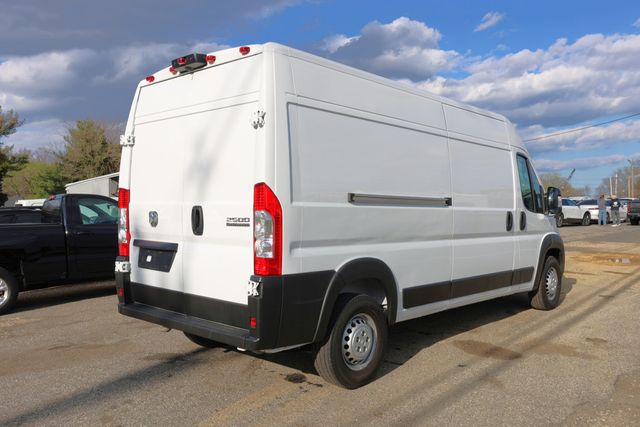 2024 Ram ProMaster Cargo Van Tradesman 2500 High Roof 159'' WB w/Pass Seat & Convenience Pkg - 23009253 - 4