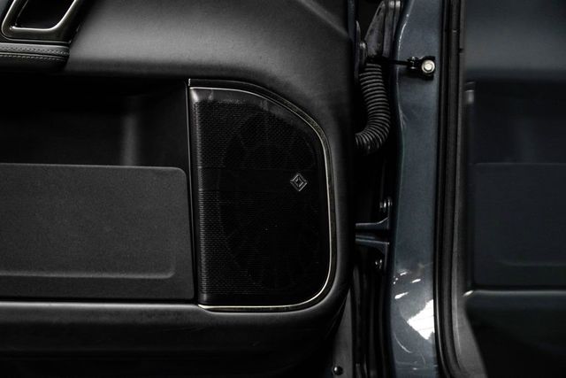 2024 Rivian R1S Adventure - 23000169 - 31