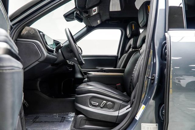 2024 Rivian R1S Adventure - 23000169 - 34