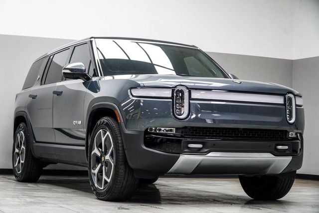 2024 Rivian R1S Adventure - 23000169 - 3