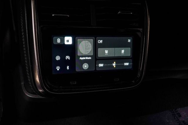 2024 Rivian R1S Adventure - 23000169 - 41