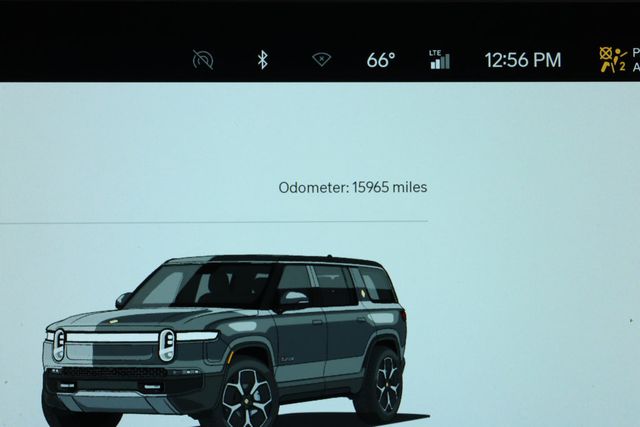 2024 Rivian R1S Adventure Dual-Motor Large Pack - 22894242 - 14