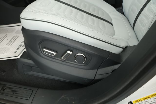 2024 Rivian R1S Adventure Dual-Motor Large Pack - 22926483 - 9