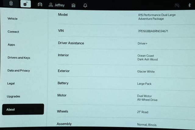2024 Rivian R1S Adventure Dual-Motor Large Pack - 22926483 - 14