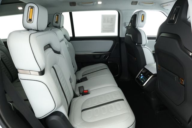 2024 Rivian R1S Adventure Dual-Motor Large Pack - 22926483 - 24