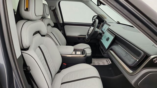 2024 Rivian R1S Adventure Dual-Motor Large Pack - 22946572 - 27