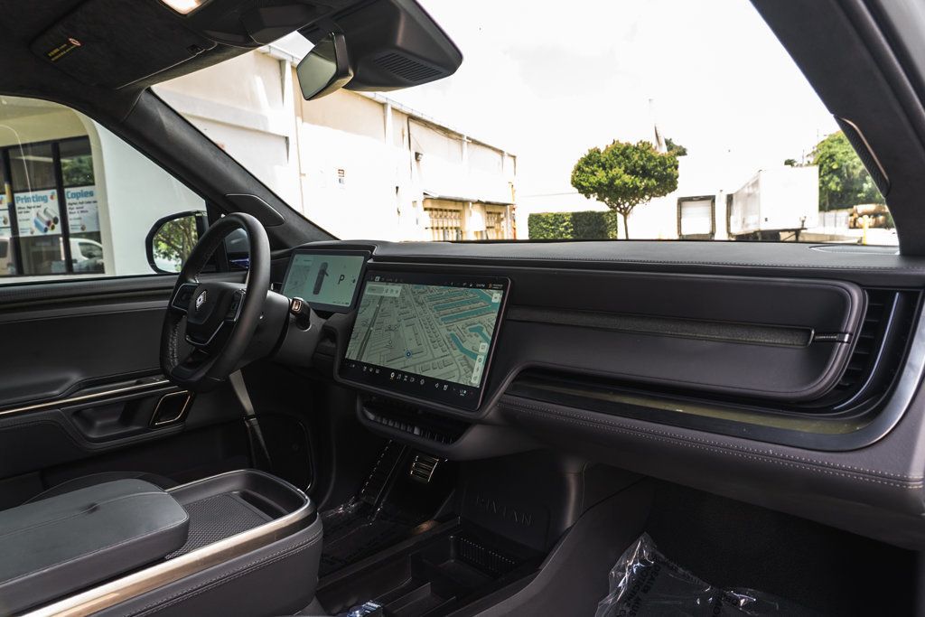 2024 Rivian R1S Adventure photo 26