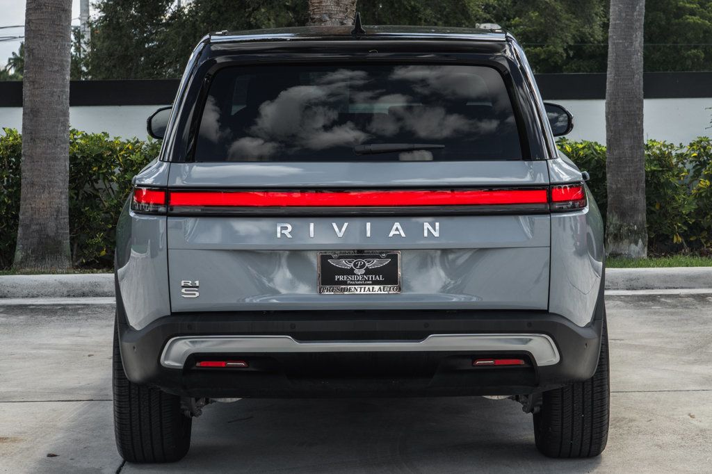 2024 Rivian R1S Adventure photo 6
