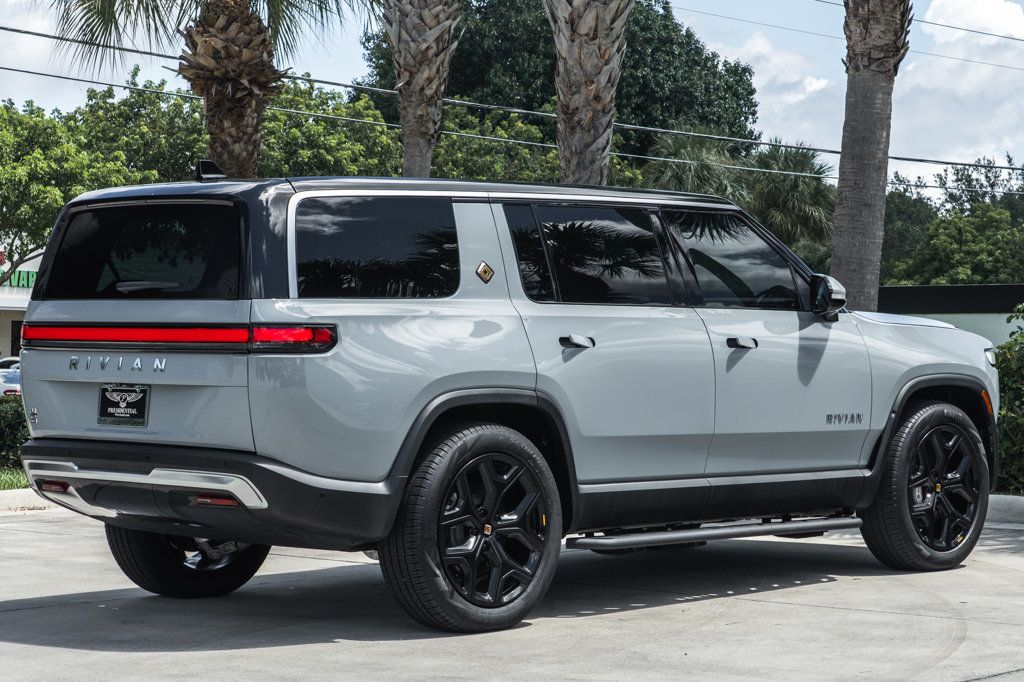 2024 Rivian R1S Adventure photo 8