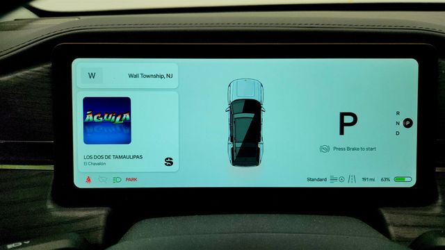 2024 Rivian R1S Adventure Dual-Motor Standard+ Pack w/ 22'' Sport Wheels - 23019154 - 14