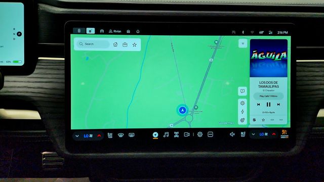 2024 Rivian R1S Adventure Dual-Motor Standard+ Pack w/ 22'' Sport Wheels - 23019154 - 19