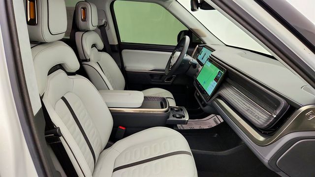 2024 Rivian R1S Adventure Dual-Motor Standard+ Pack w/ 22'' Sport Wheels - 23019154 - 25