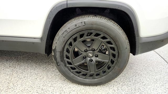 2024 Rivian R1S Adventure Dual-Motor Standard+ Pack w/ 22'' Sport Wheels - 23019154 - 8