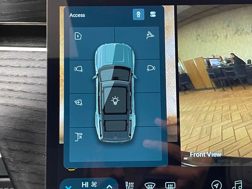 2024 Rivian R1S Adventure Quad-Motor Large Pack - 22947558 - 44