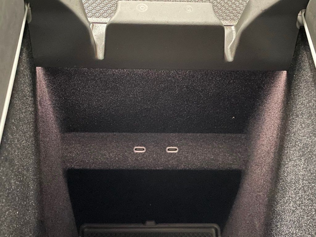 2024 Rivian R1S Adventure Quad-Motor Large Pack - 22947558 - 46