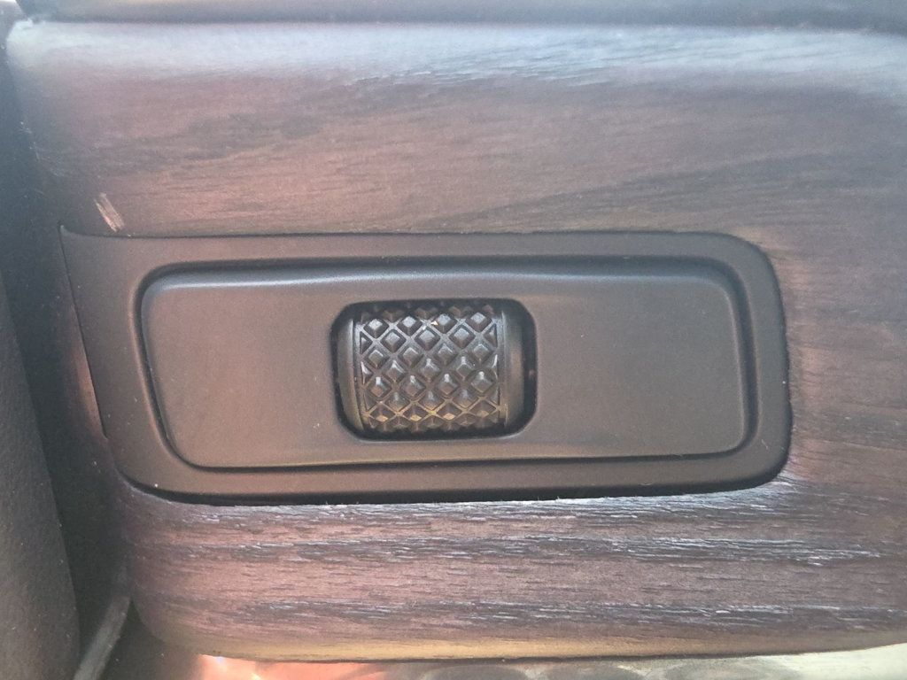 Rivian R1S photo 31