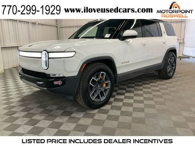 2024 Rivian R1S