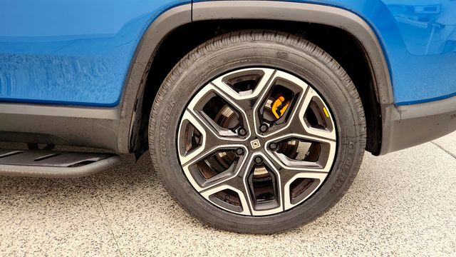 2024 Rivian R1S  Adventure Quad-Motor Large Pack w/ 22'' Wheels - 23018259 - 8