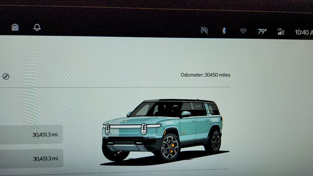 2024 Rivian R1S Adventure Quad-Motor Large Pack w/ 22'' Wheels & Ocean Coast - 23040966 - 15