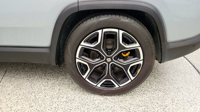 2024 Rivian R1S Adventure Quad-Motor Large Pack w/ 22'' Wheels & Ocean Coast - 23040966 - 8