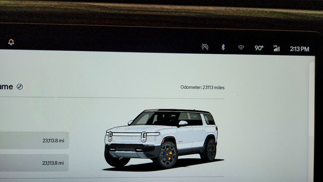 2024 Rivian R1S Adventure Quad-Motor Large Pack w/ 22'' Wheels & Ocean Coast Int - 23040096 - 14