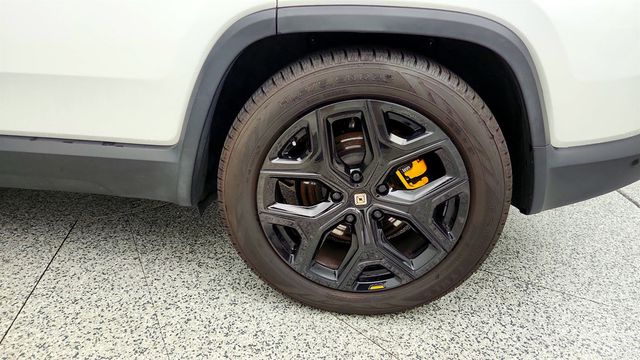 2024 Rivian R1S Adventure Quad-Motor Large Pack w/ 22'' Wheels & Ocean Coast Int - 23040096 - 8
