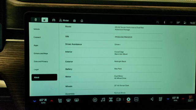 2024 Rivian R1S All-Terrain Performance Dual Max Adventure Package - 22999098 - 14