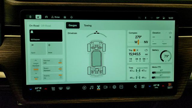 2024 Rivian R1S All-Terrain Performance Dual Max Adventure Package - 22999098 - 15