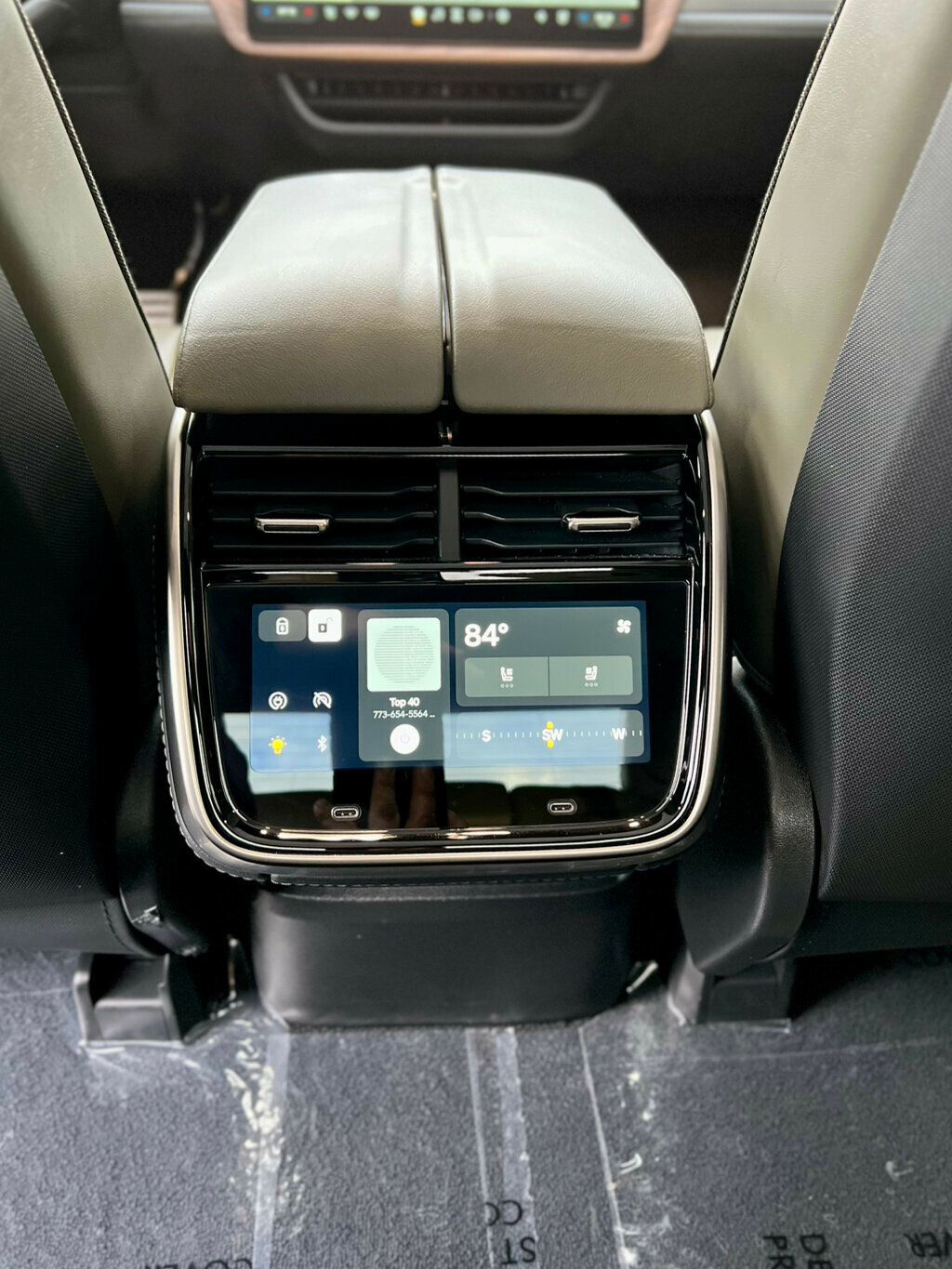 2024 Rivian R1T ADVENTURE - 22957407 - 18