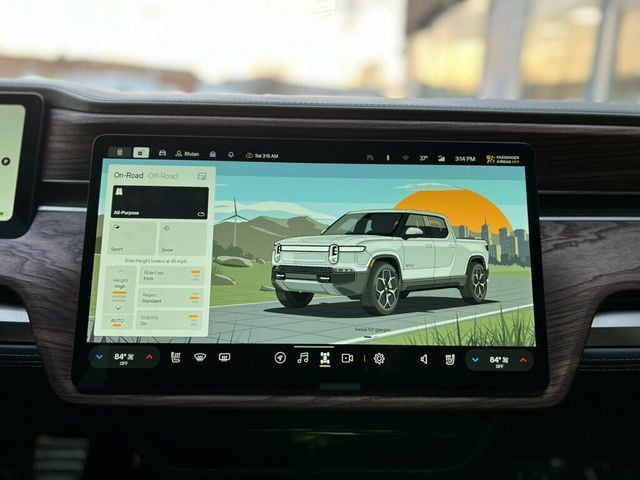 2024 Rivian R1T ADVENTURE - 22957407 - 24