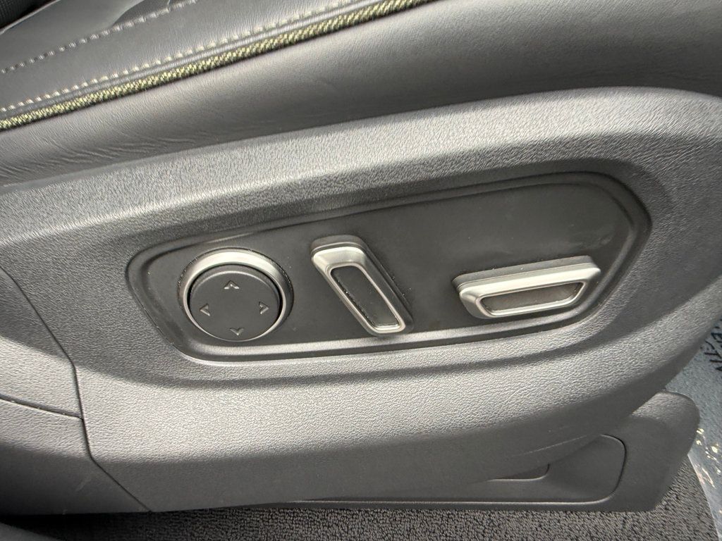 2024 Rivian R1T Adventure Dual Motor  - 22954186 - 45