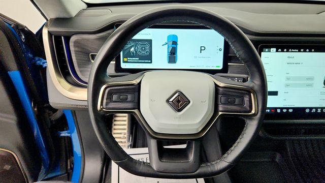 2024 Rivian R1T Adventure Dual-Motor Large Pack w/ Ocean Coast Vegan Leather - 23075471 - 12
