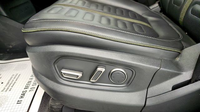 2024 Rivian R1T Adventure Dual-Motor Large Pack w/ Tonneau Cover (352-mi. range) - 22958984 - 11