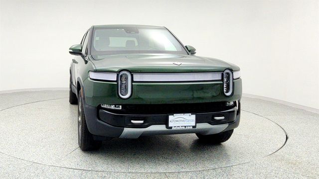 2024 Rivian R1T Adventure Dual-Motor Large Pack w/ Tonneau Cover (352-mi. range) - 22958984 - 1